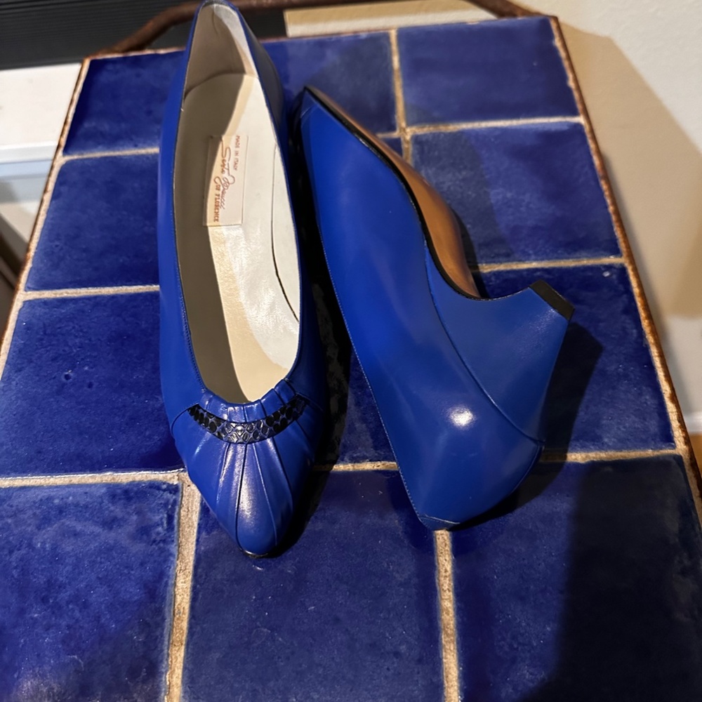 Sesto Meucci Shoes Blue Low Pumps Italy Vtg 80s NOS Gorgeous! 1" Heels SZ 7.5 B - Picture 3 of 10